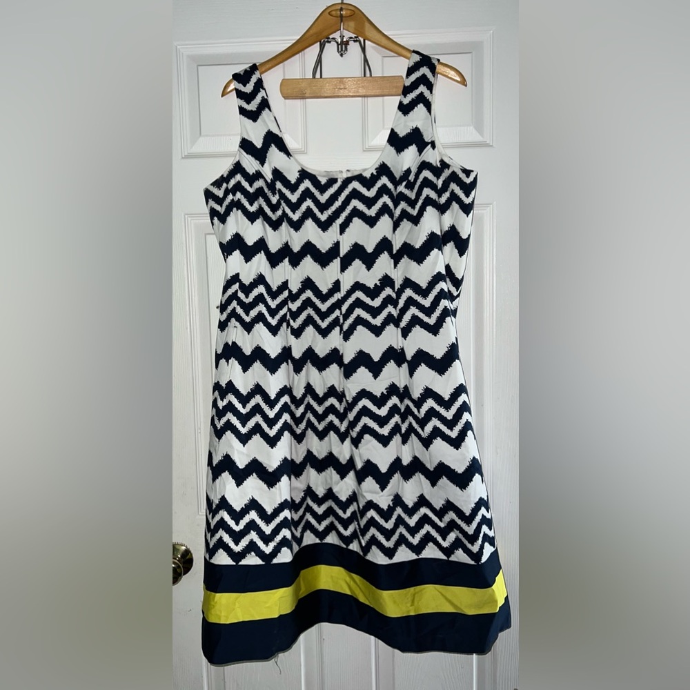 Nine West Navy & White Chevron Print Fit & Flare Dress Size 16W EUC